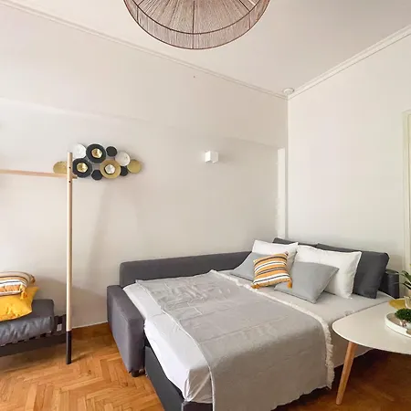 Belita Large 1br Close To The Acropolis Athens